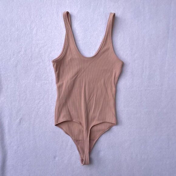 Abercrombie and Fitch Soft A&F Collection Pink Ribbed Thong Bodysuit Size XS - Picture 3 of 8